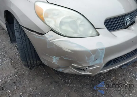 2003 Toyota Corolla Matrix Xr z USA, uszkodzony, nr VIN 2T1LR32E83C066870